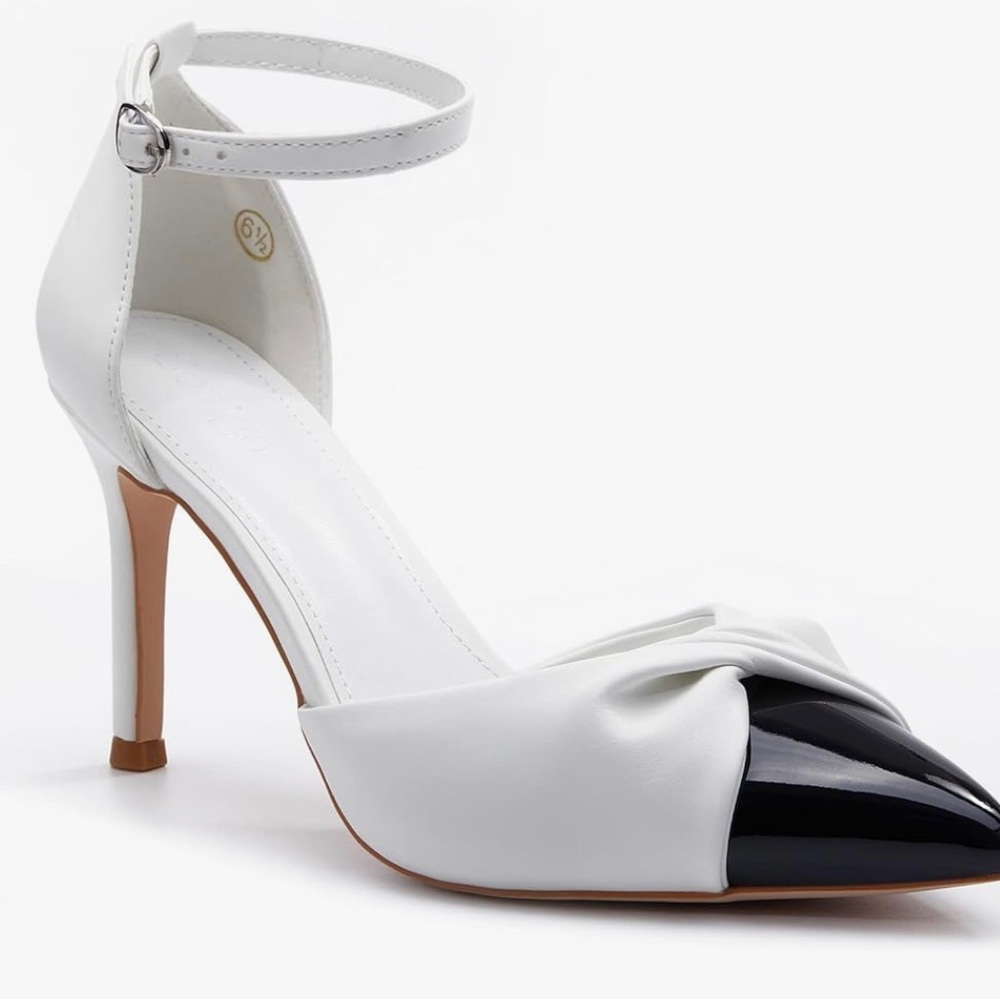 Women’s new in the box dress shoes